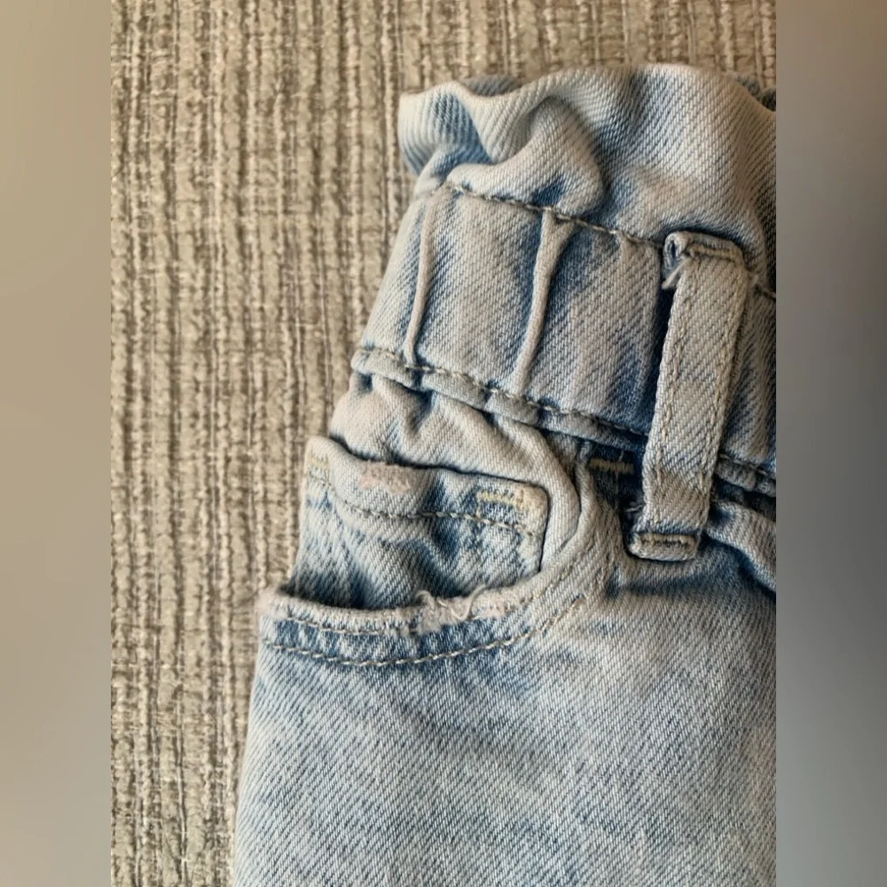 Girls GAP Denim Shorts - 18-24 months - Spring ‘22 - Picture 3 of 8